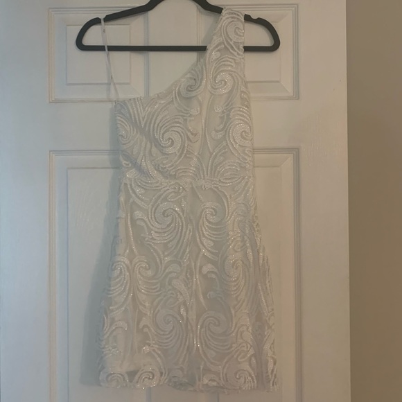 NWT Madina White Sequin One-Shoulder Bodycon Mini Dress - Picture 6 of 11